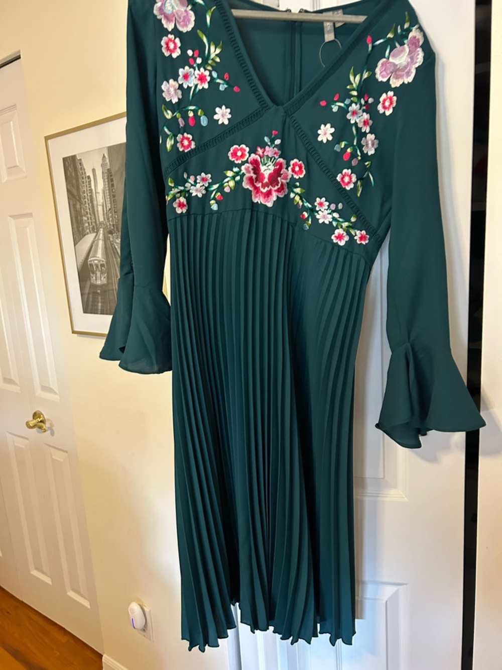 Emerald Green Floral Embroidered Pleated Midi Dress